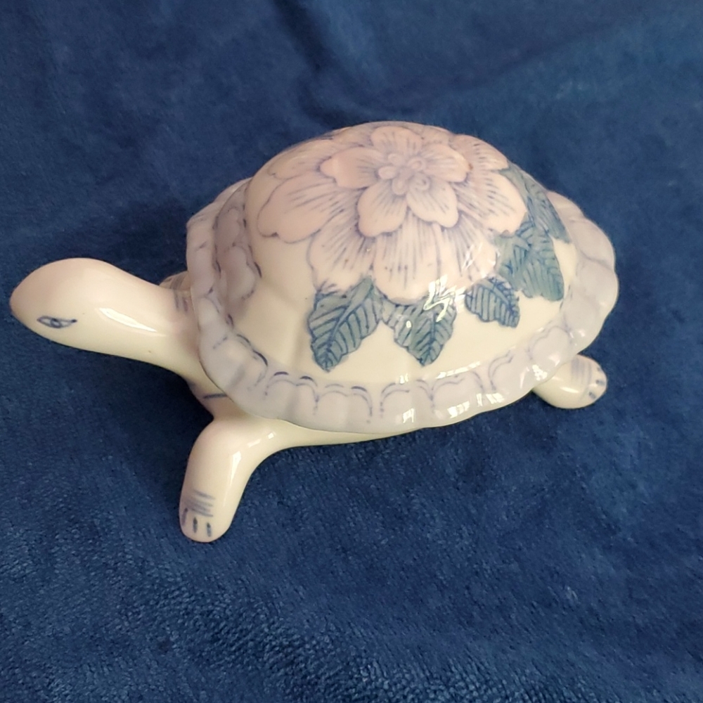 Porcelain Turtle Trinket Holder